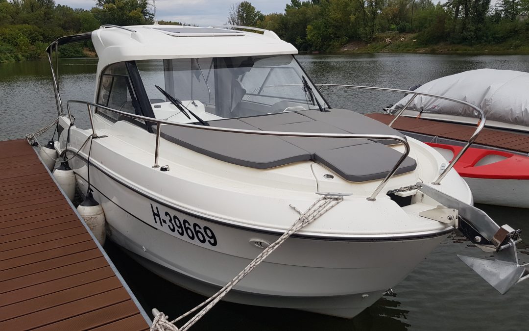 Beneteau Antares 7 OB